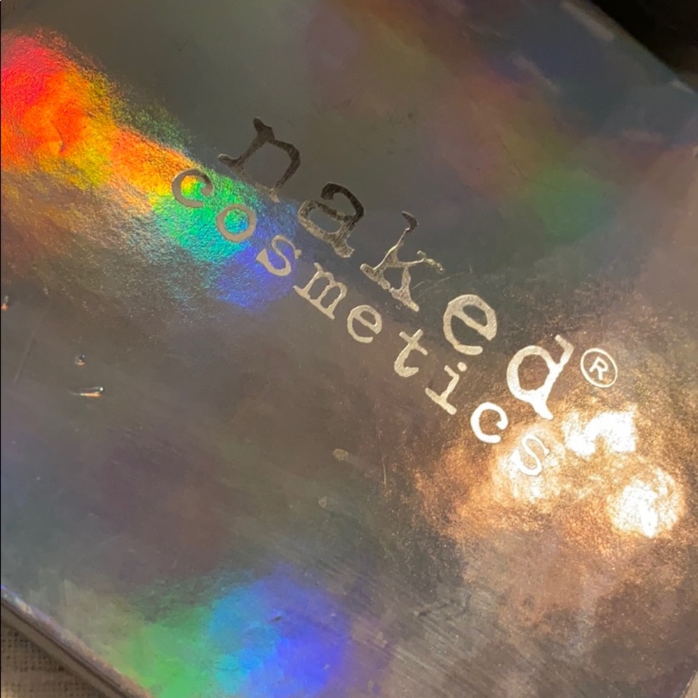 NAKED COSMETICS